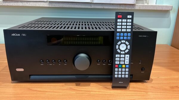 ARCAM FMJ AVR 390 SINTOAV 7 CANALI HDMI 2.0A 4K ULTRA HD 3D - DEMO - Esposizione - immagine 5